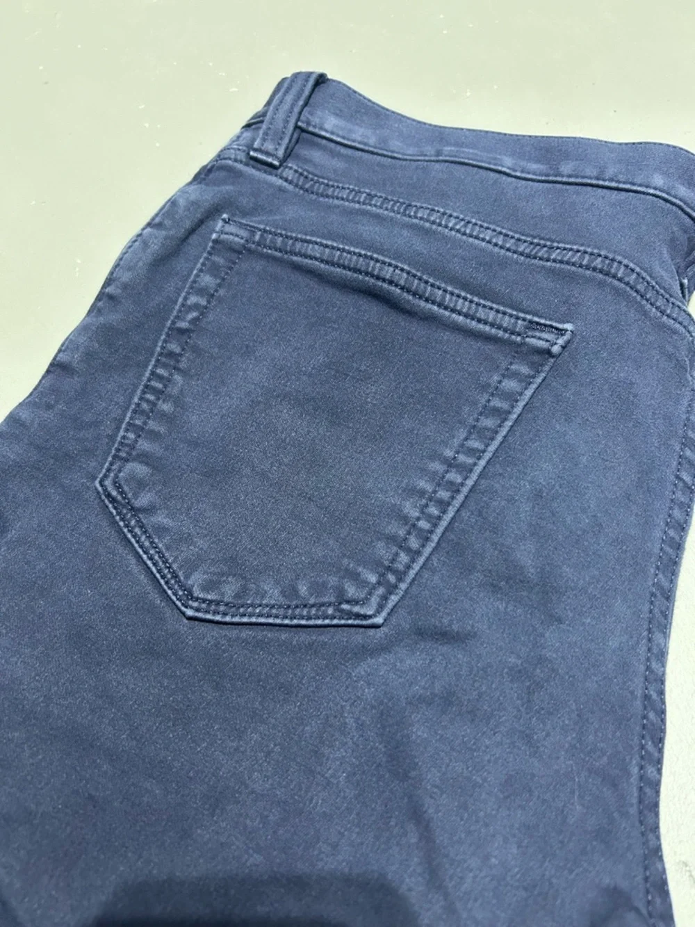 Banana Republic Blue Traveler Skinny Fit Stretch Soft Jean Pants (Men’s 34 x 32)